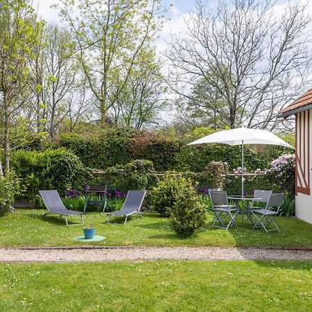 Le Cottage Normand Annebault Exterior photo